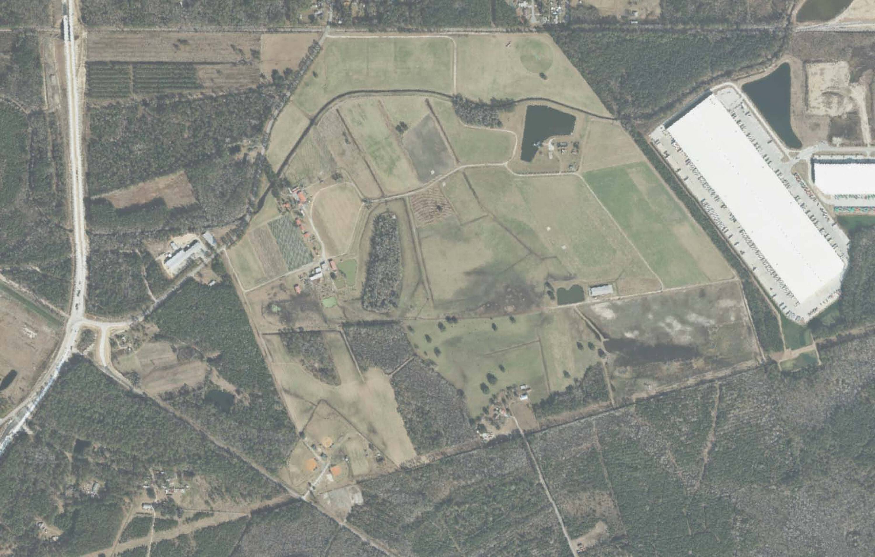 610 Bloomingdale Rd, Bloomingdale, GA 31302