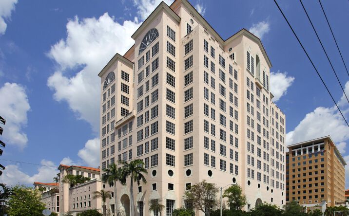 Pictures of Office property located at 2 Alhambra Plaza, Coral Gables, FL 33134 for lease - image #1
