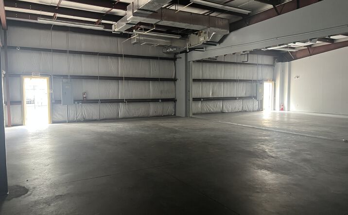 Pictures of Industrial property located at 2433 S 86th St, Tampa, FL 33619 for lease - image #1
