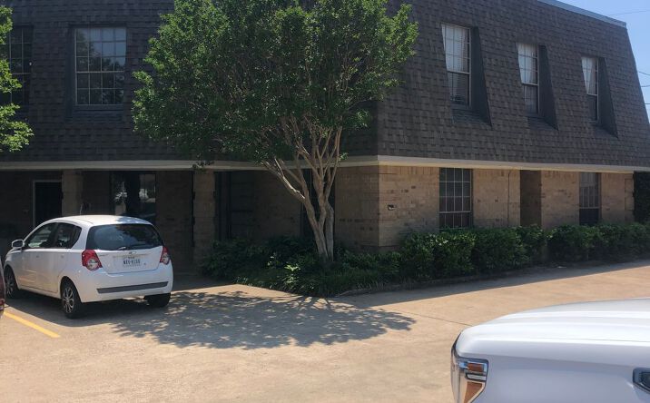 Pictures of Office property located at 1237 Southridge Ct, Hurst, TX 76053 for lease - image #1