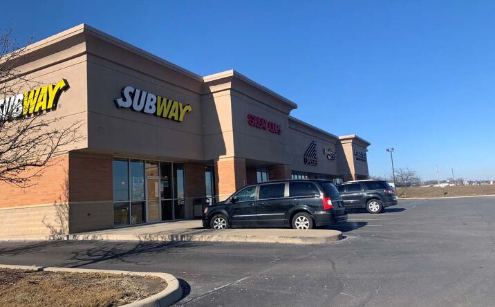 Pictures of Retail property located at 6807-6819 Lima Road, Fort Wayne, IN 46818 for lease - image #1