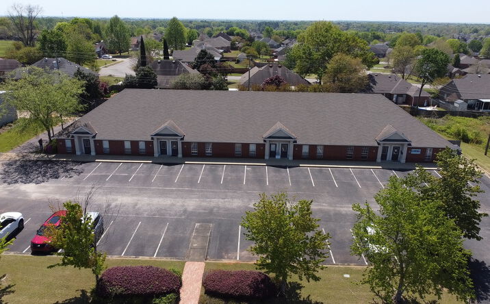 Pictures of Office property located at 210 Medical Center Dr, Prattville, AL 36066 for lease - image #1