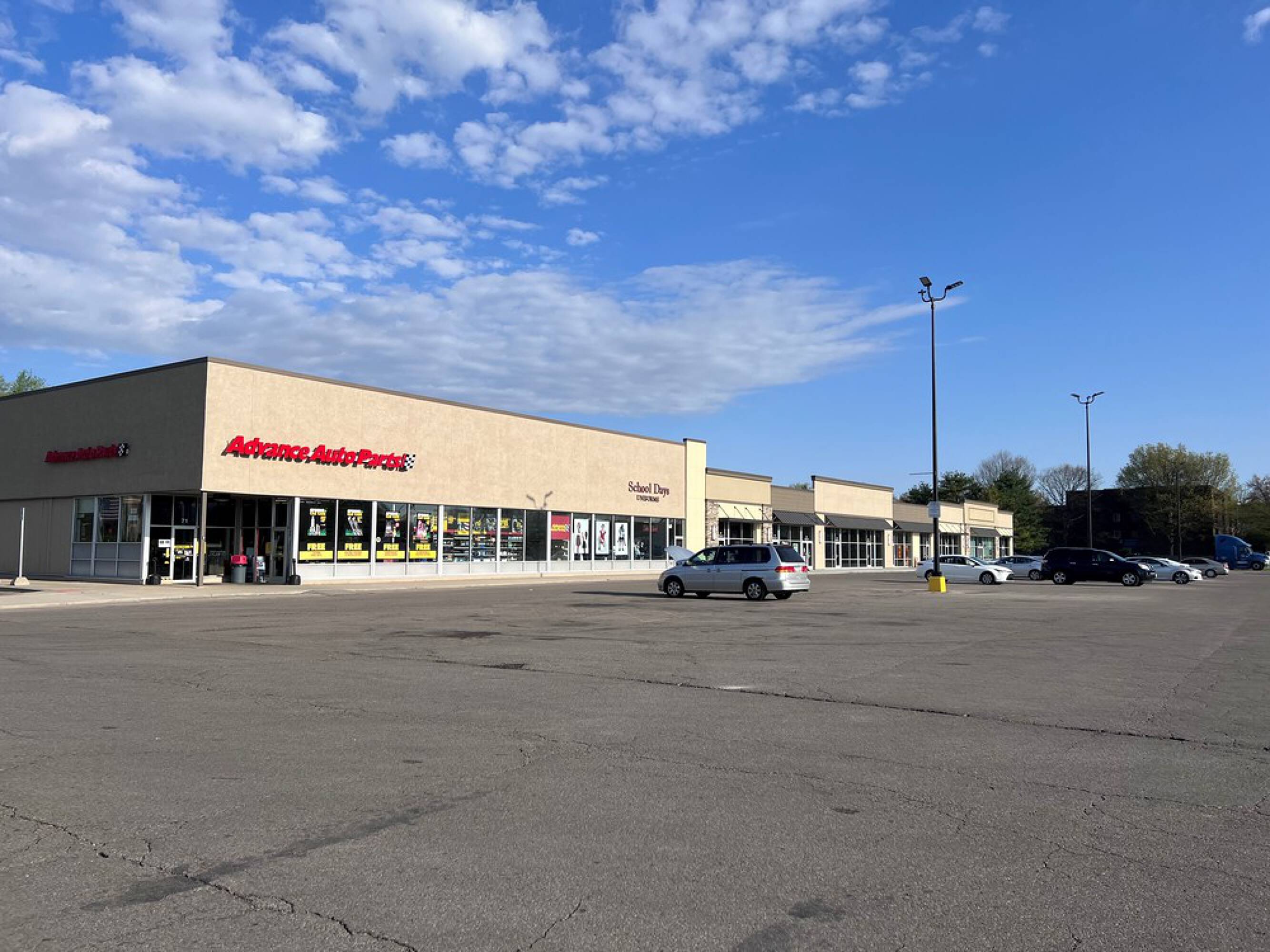 71 North Stygler Road, Gahanna, OH 43230