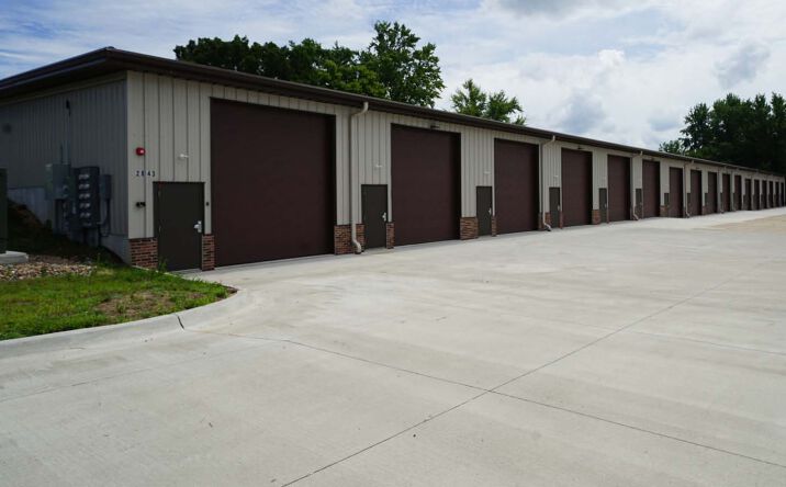 Pictures of Industrial property located at 2843 S Ankeny Blvd, Ankeny, IA 50023 for lease - image #1