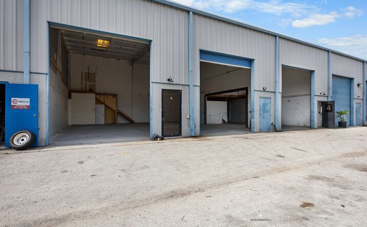 Pictures of Industrial property located at 716 Wesley Ave, Tarpon Springs, FL 34689 for lease - image #1