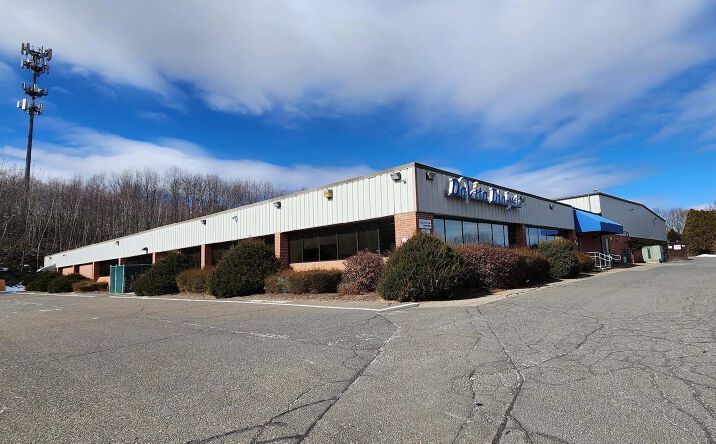 Pictures of Office property located at 150 Mattatuck Heights Rd, Waterbury, CT 06705 for lease - image #1
