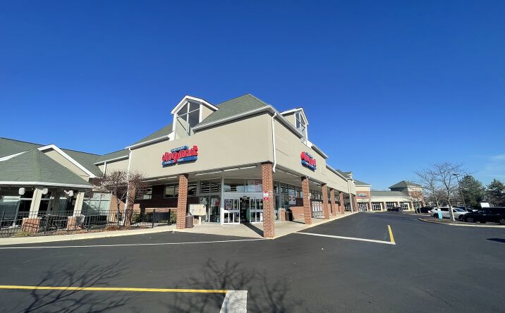 Pictures of Retail, Restaurant property located at 6172 Tylersville Rd, Mason, OH 45040 for lease - image #1
