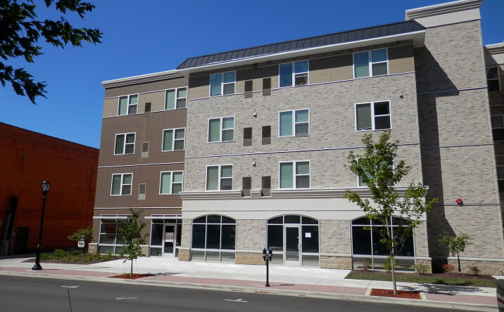 Pictures of Retail, Office, Special Purpose property located at 251 N 4th St, Springfield, IL 62702 for lease - image #1