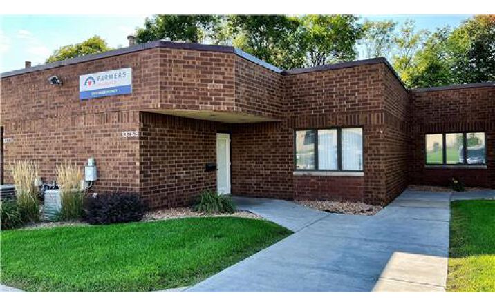 Pictures of Retail, Office property located at 13768 Reimer Dr N, Osseo, MN 55311 for lease - image #1