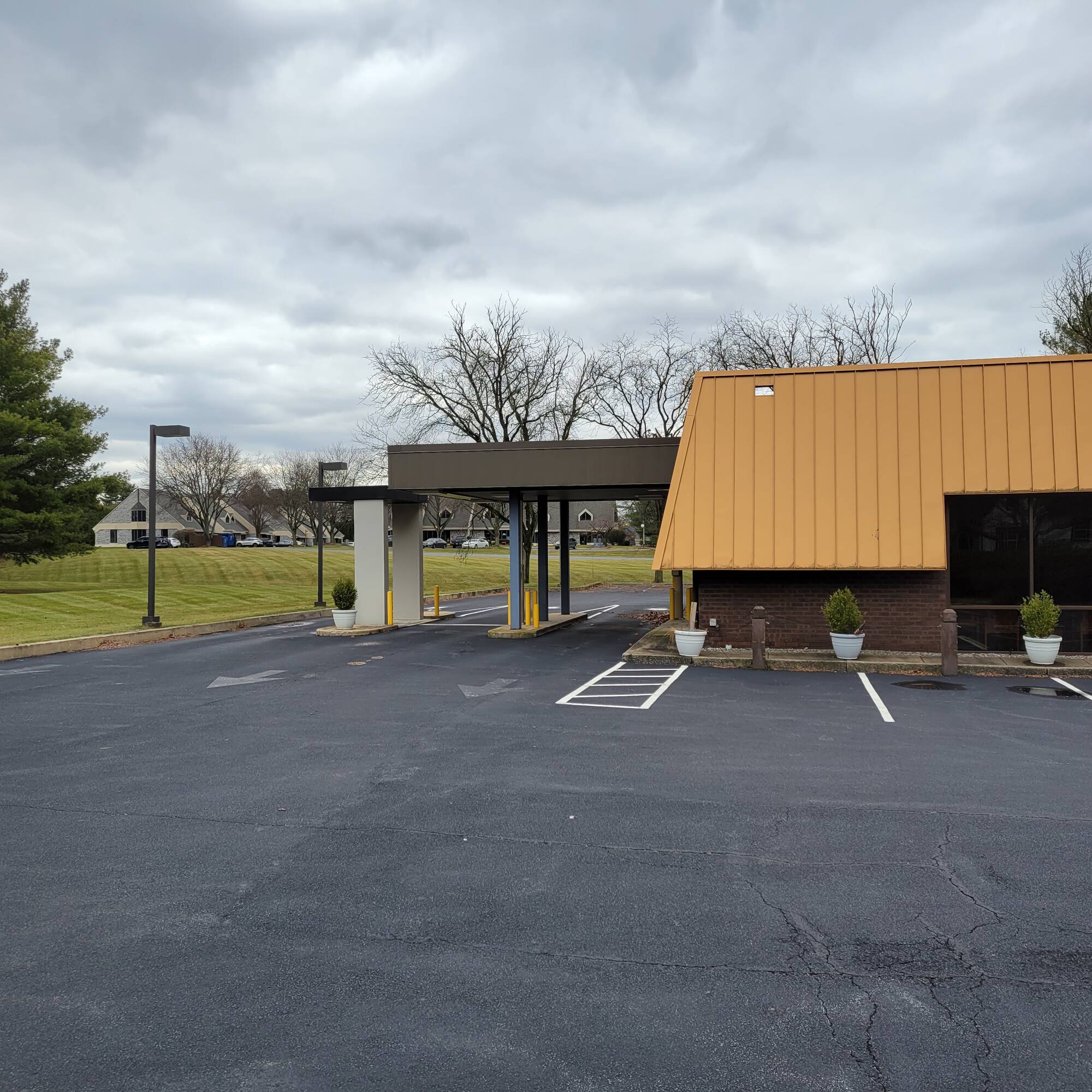 38 E Roseville Rd, Lancaster, PA 17601 Special Purpose Space for