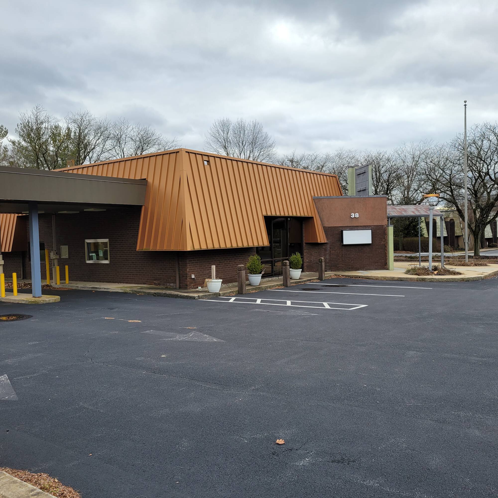 38 E Roseville Rd, Lancaster, PA 17601 Special Purpose Space for