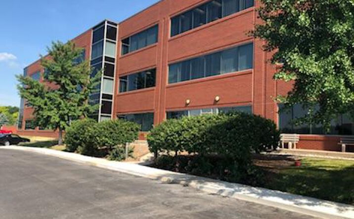 Pictures of Office property located at 1441 W Long Lake Rd, Troy, MI 48098 for lease - image #1