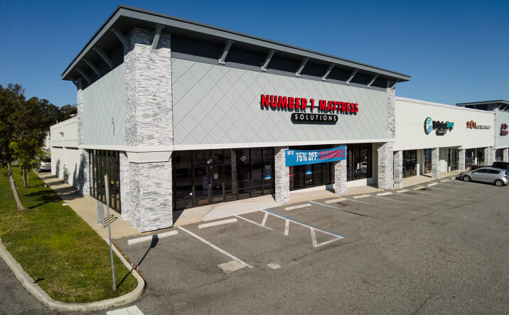 Pictures of Retail, Restaurant property located at 64 Blanding Blvd, Orange Park, FL 32073 for lease - image #1