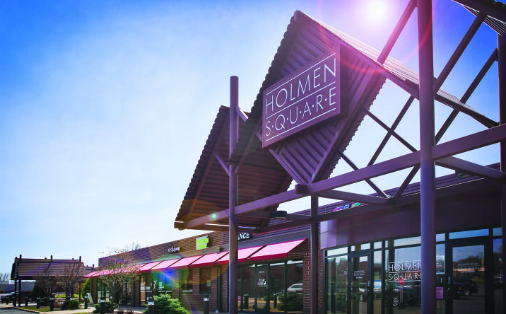 Pictures of Office, Restaurant, Special Purpose property located at 500 Holmen Dr N, Holmen, WI 54636 for lease - image #1