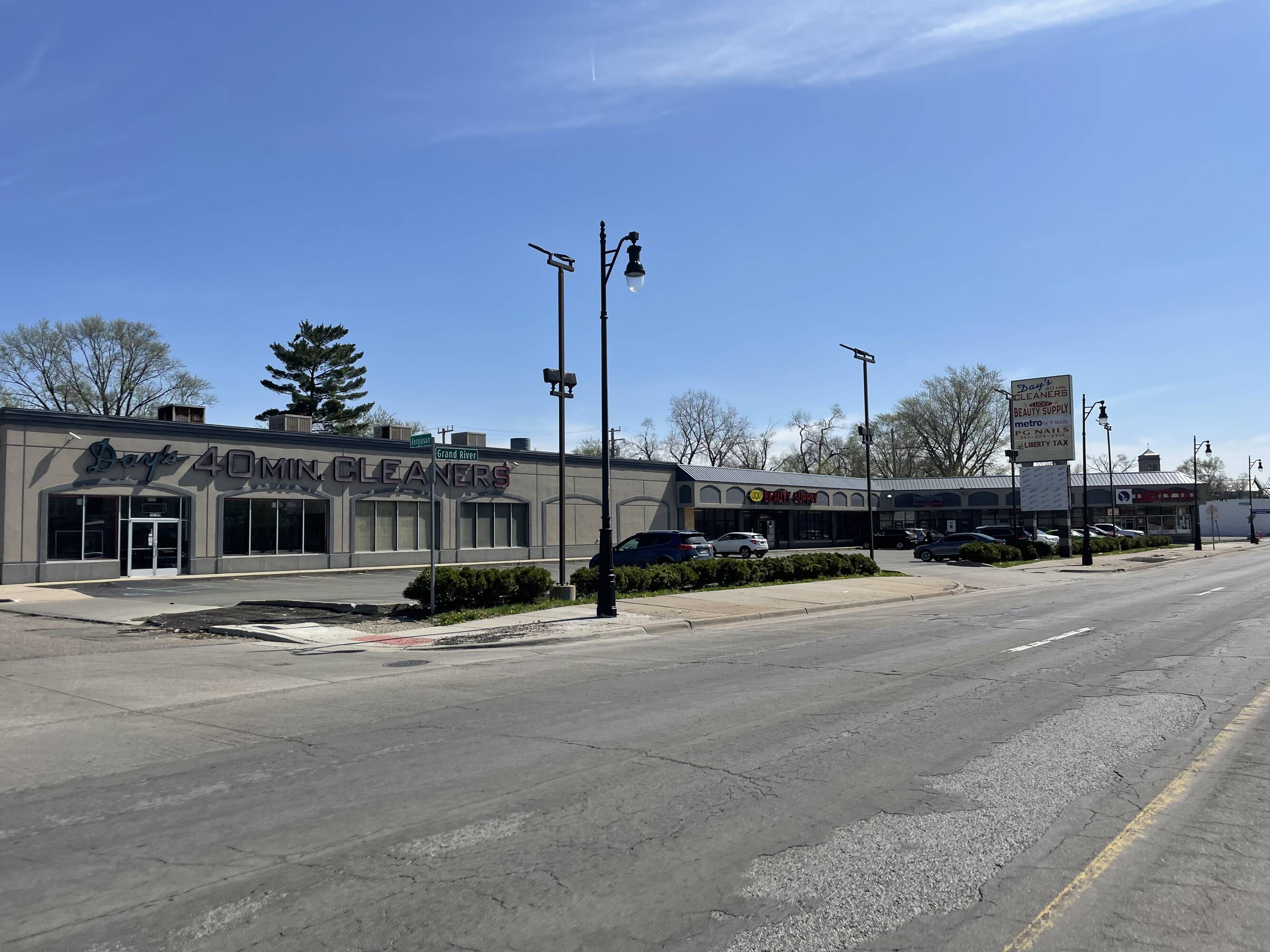 16700 Grand River Ave, Detroit, MI 48227 | Crexi.com
