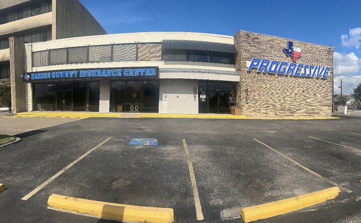 Pictures of Retail, Office, Special Purpose property located at 825 Southmore Ave, Pasadena, TX 77502 for lease - image #1