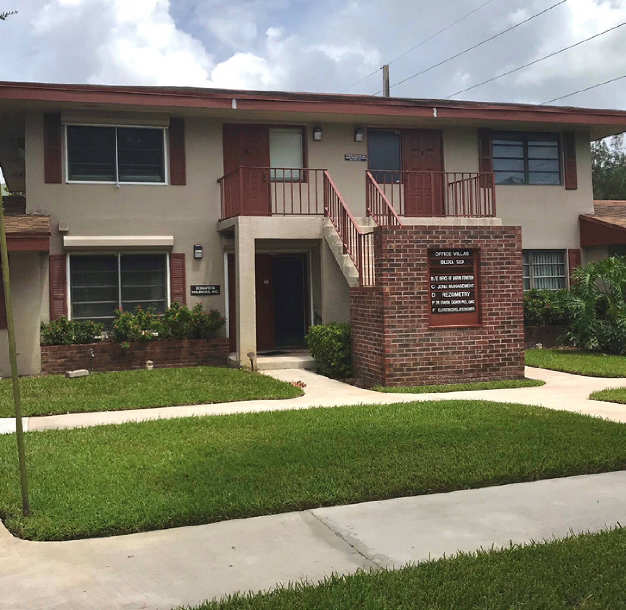 130 S UNIVERSITY DR 2 Plantation - 7ac976235f9c40f69986e5afa8efc224 3000x2000 Resize 