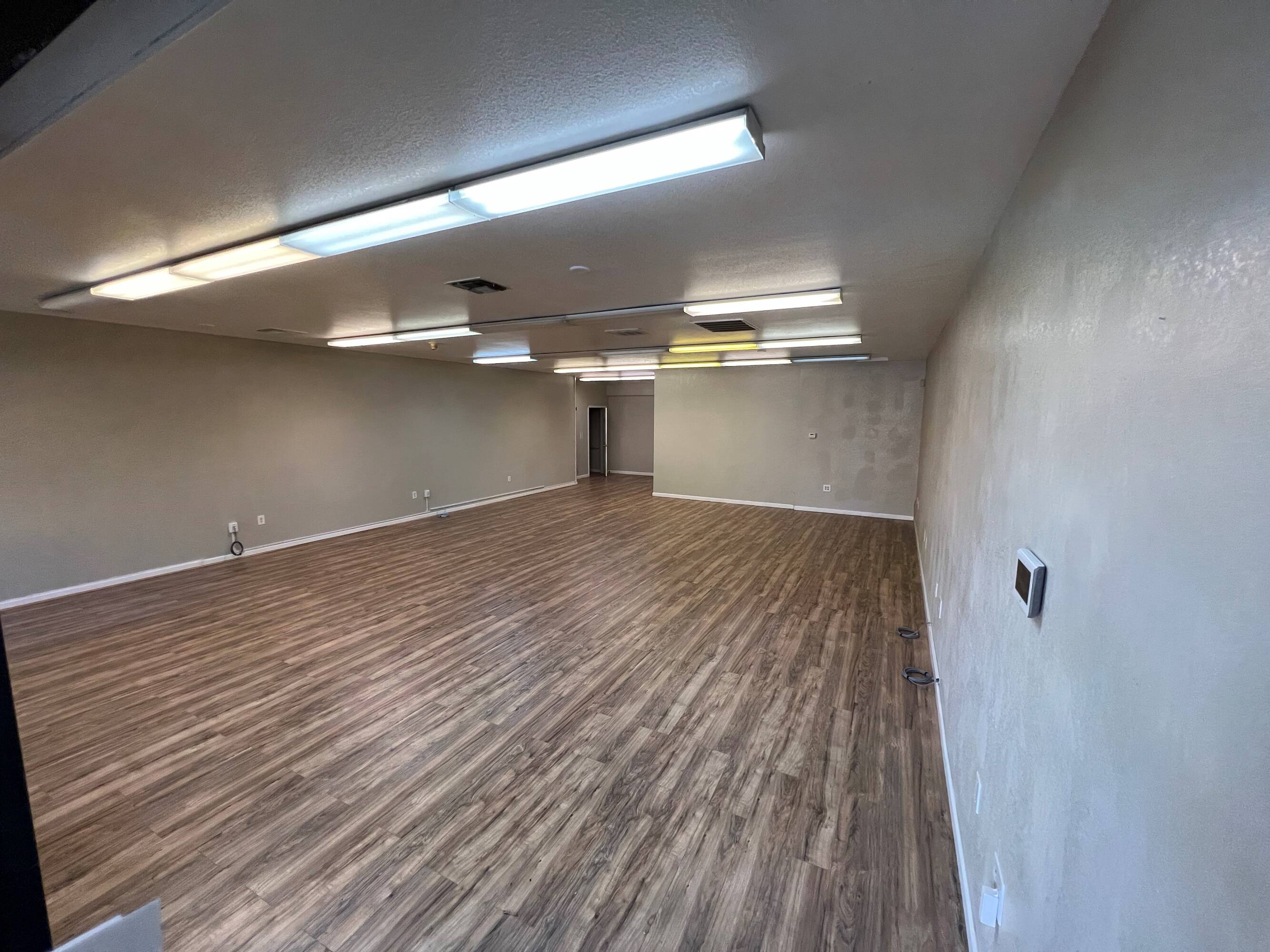 1202 G St, Reedley, CA 93654