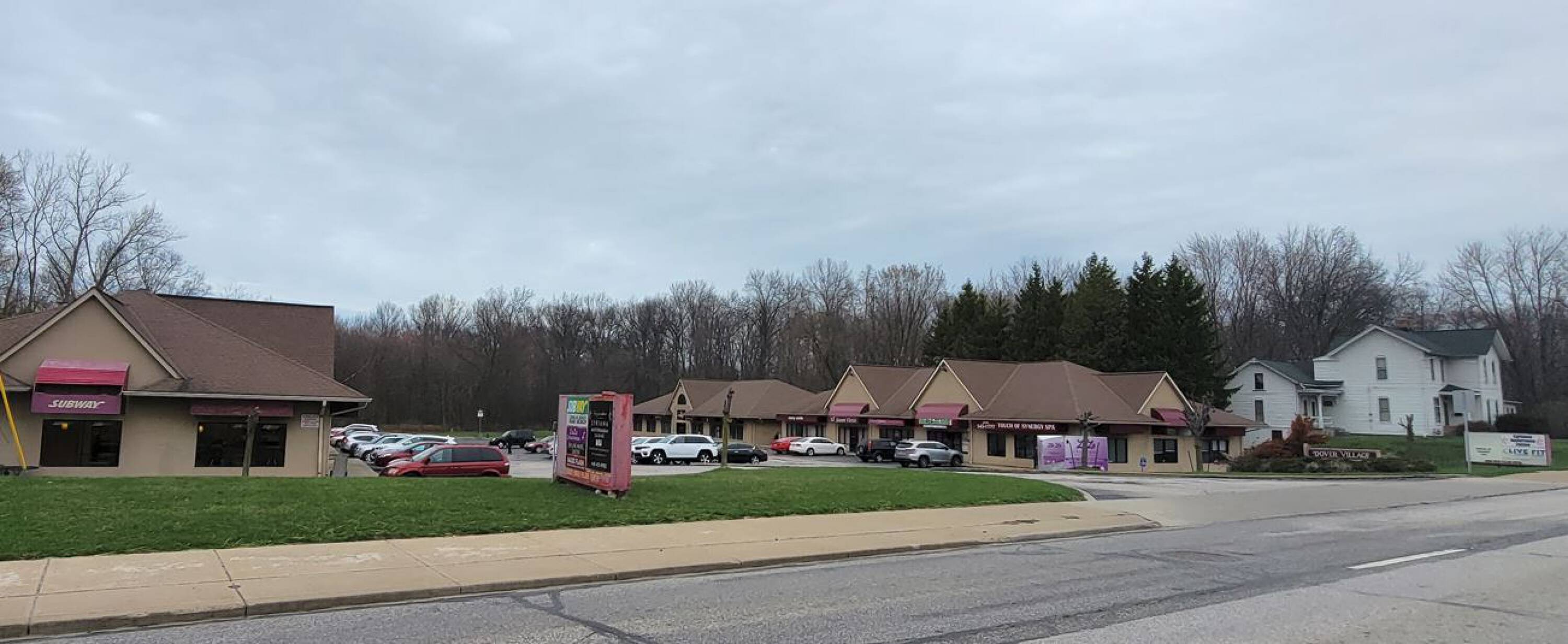 27020 Center Ridge Rd, Westlake, OH 44145