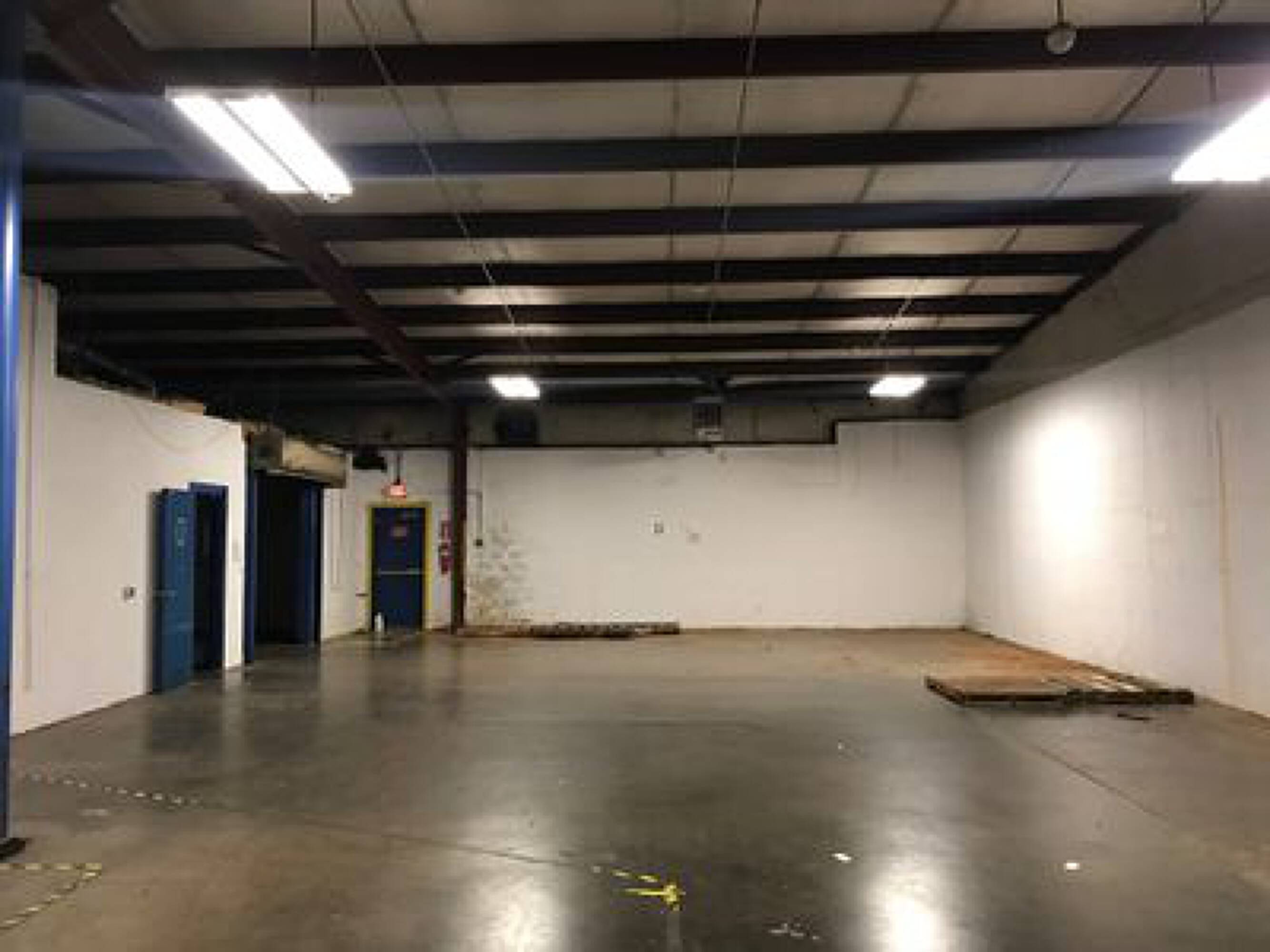 5102 S Middlebrook Pike, Knoxville, TN 37921