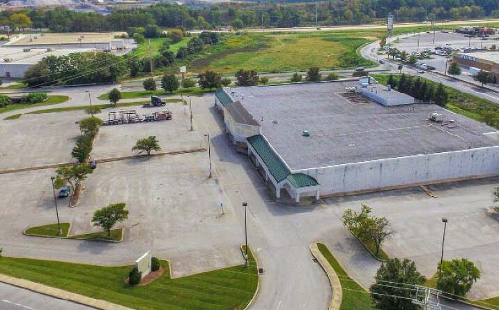 Pictures of Retail property located at 1750 Loucks Rd, Shiloh, PA 17408 for lease - image #1