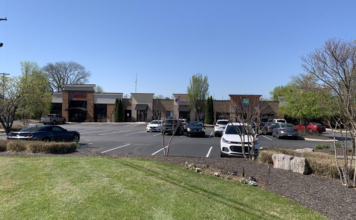 Pictures of Office, Retail property located at 1103 NW Broad St, Murfreesboro, TN 37129 for lease - image #1
