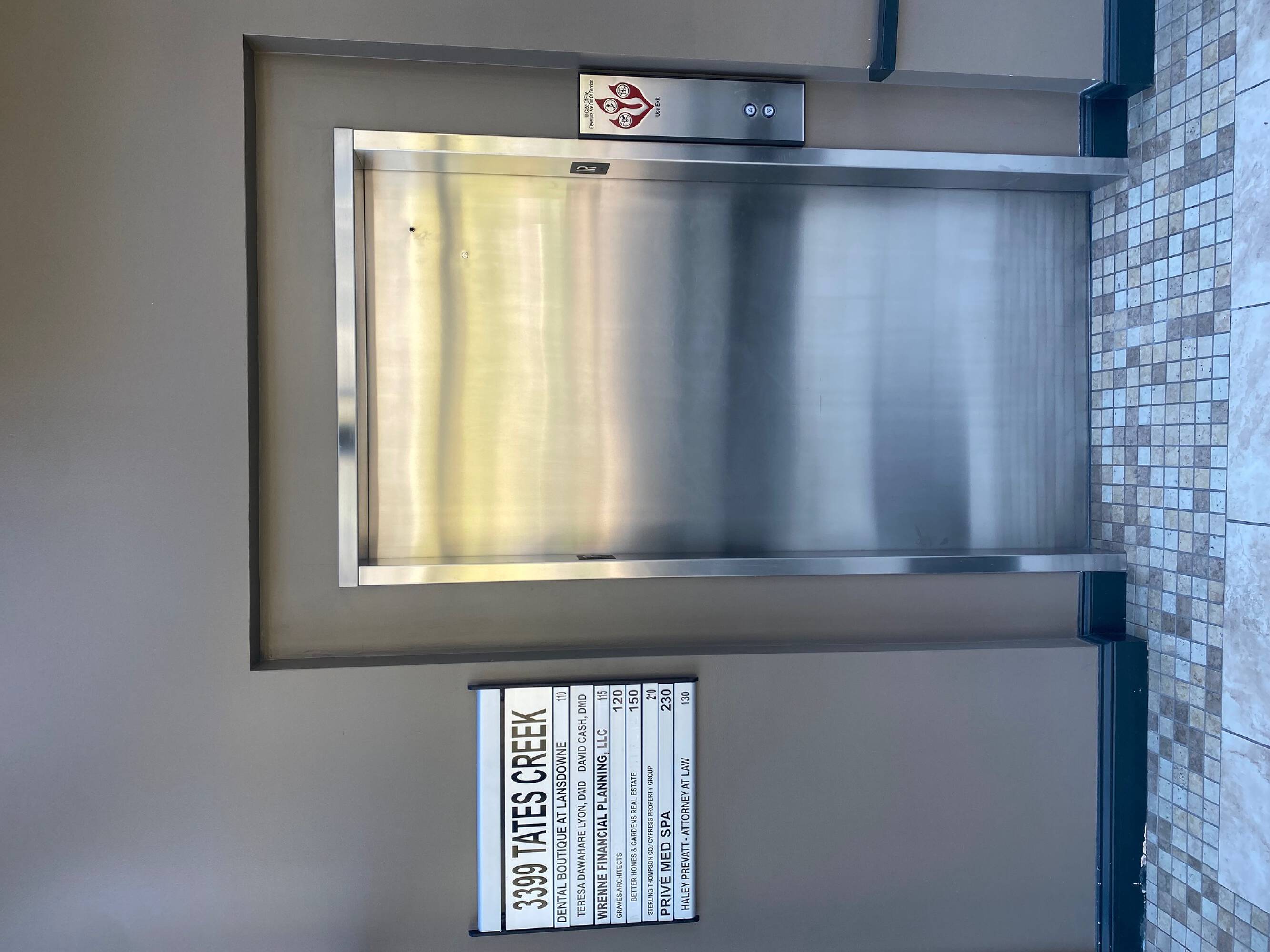 3399 Tates Creek Rd, Lexington, KY 40502