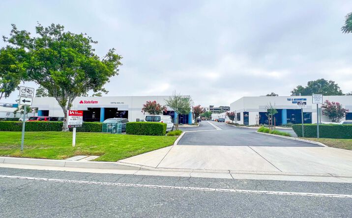 Pictures of Industrial property located at 355 - 359 N Sheridan St, Corona, CA 92878 for lease - image #1