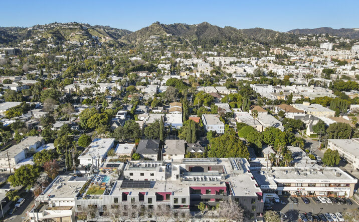 Pictures of Retail property located at 7617 Santa Monica Blvd, West Hollywood, CA 90046 for lease - image #1