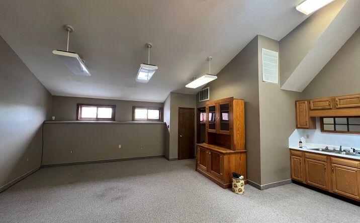 Pictures of Office property located at 32 Elm St, Westfield, MA 01085 for lease - image #1