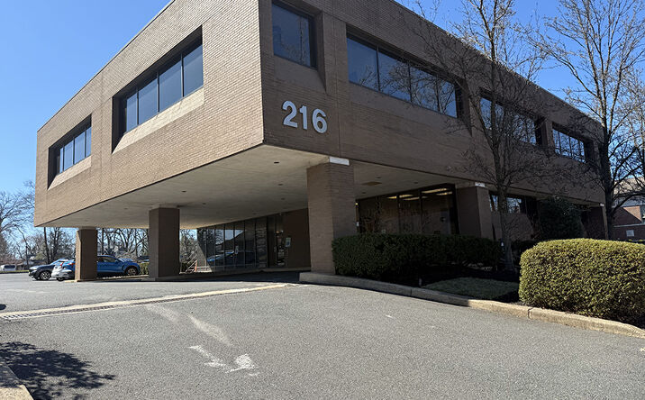 Pictures of Office property located at 216 North Ave, Garwood, NJ 07027 for lease - image #1