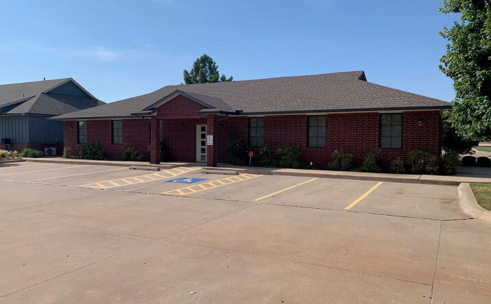 Pictures of Office property located at 10401 Greenbriar Pkwy, Oklahoma City, OK 73159 for lease - image #1