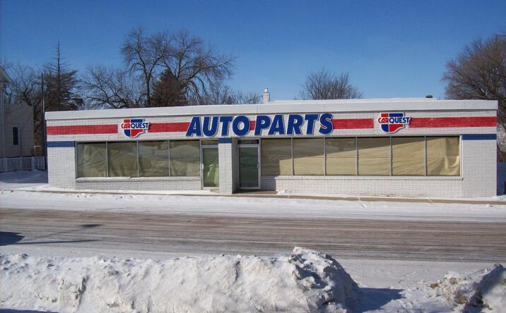 Pictures of Retail property located at 212 South Oak St | Sauk Centre, MN | 56378, Sauk Centre, MN 56378 for lease - image #1