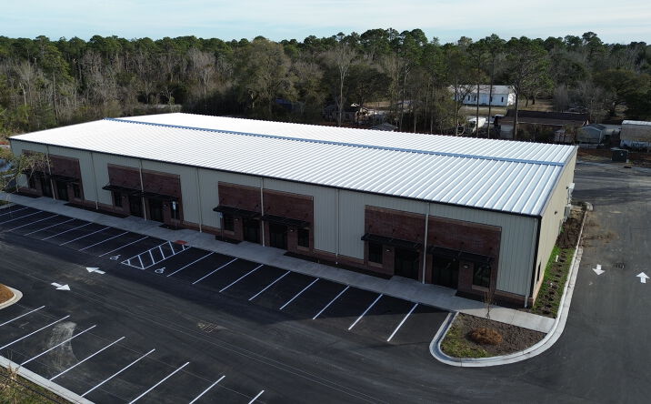 Pictures of Industrial property located at 735 Sunnyvale Dr, Wilmington, NC 28412 for lease - image #1
