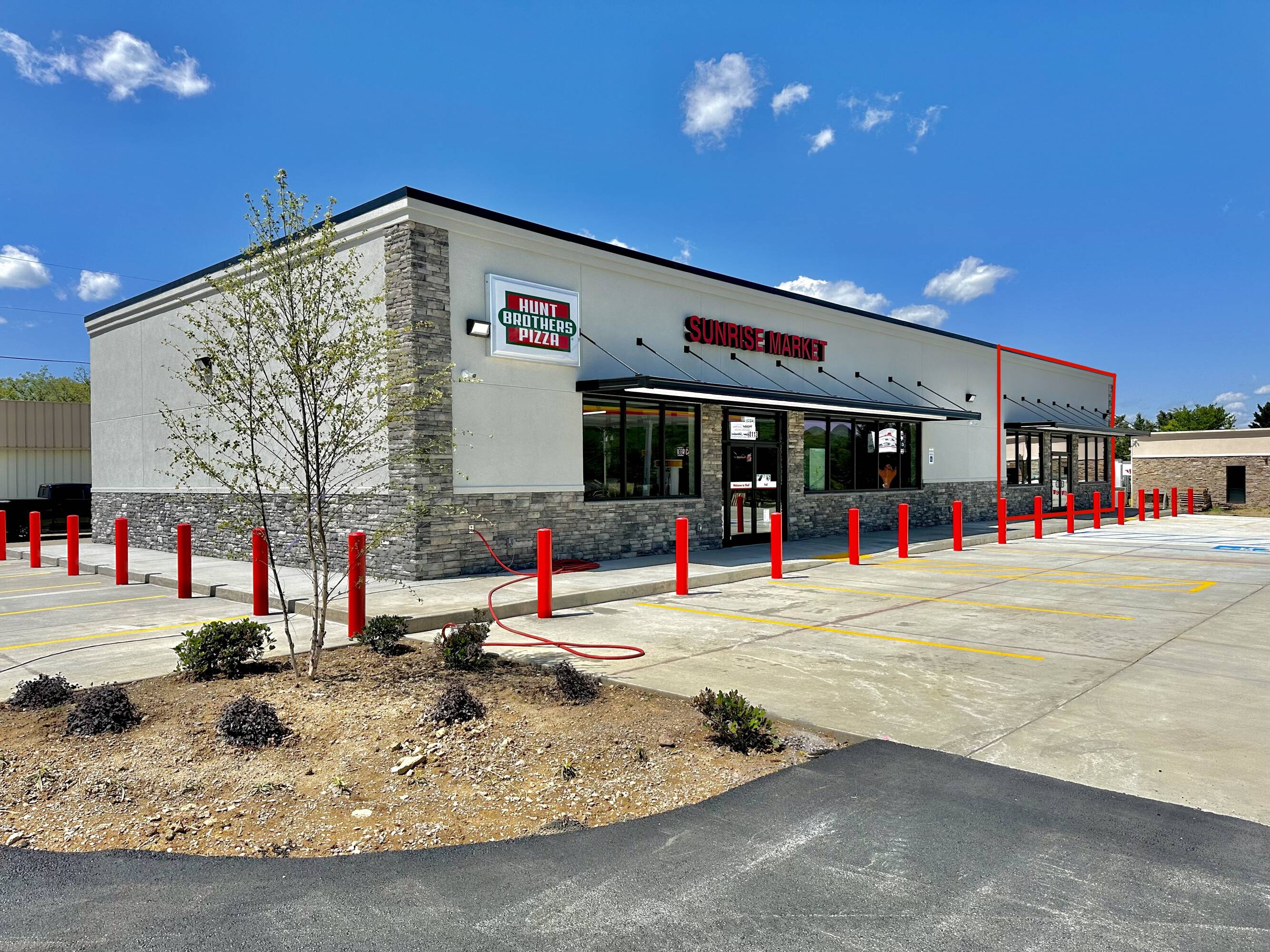 8113 Ooltewah Rd, Ooltewah, TN 37363