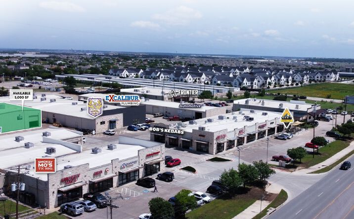 Pictures of Retail, Industrial property located at 11880 Hero Way W, Leander, TX 78641 for lease - image #1