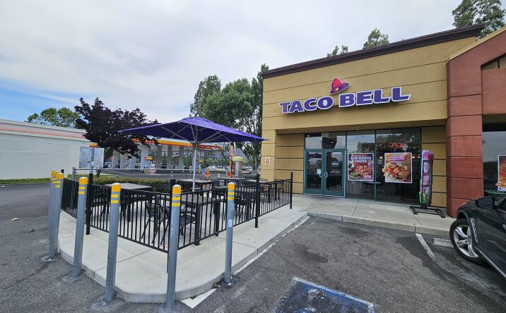 Pictures of Restaurant property located at 5350 Great America Pkwy, Santa Clara, CA 95054 for lease - image #1