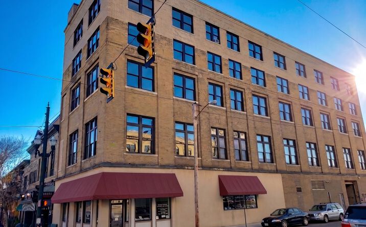 Pictures of Office property located at 201 S Broad Street, Lancaster, OH 43130 for lease - image #1