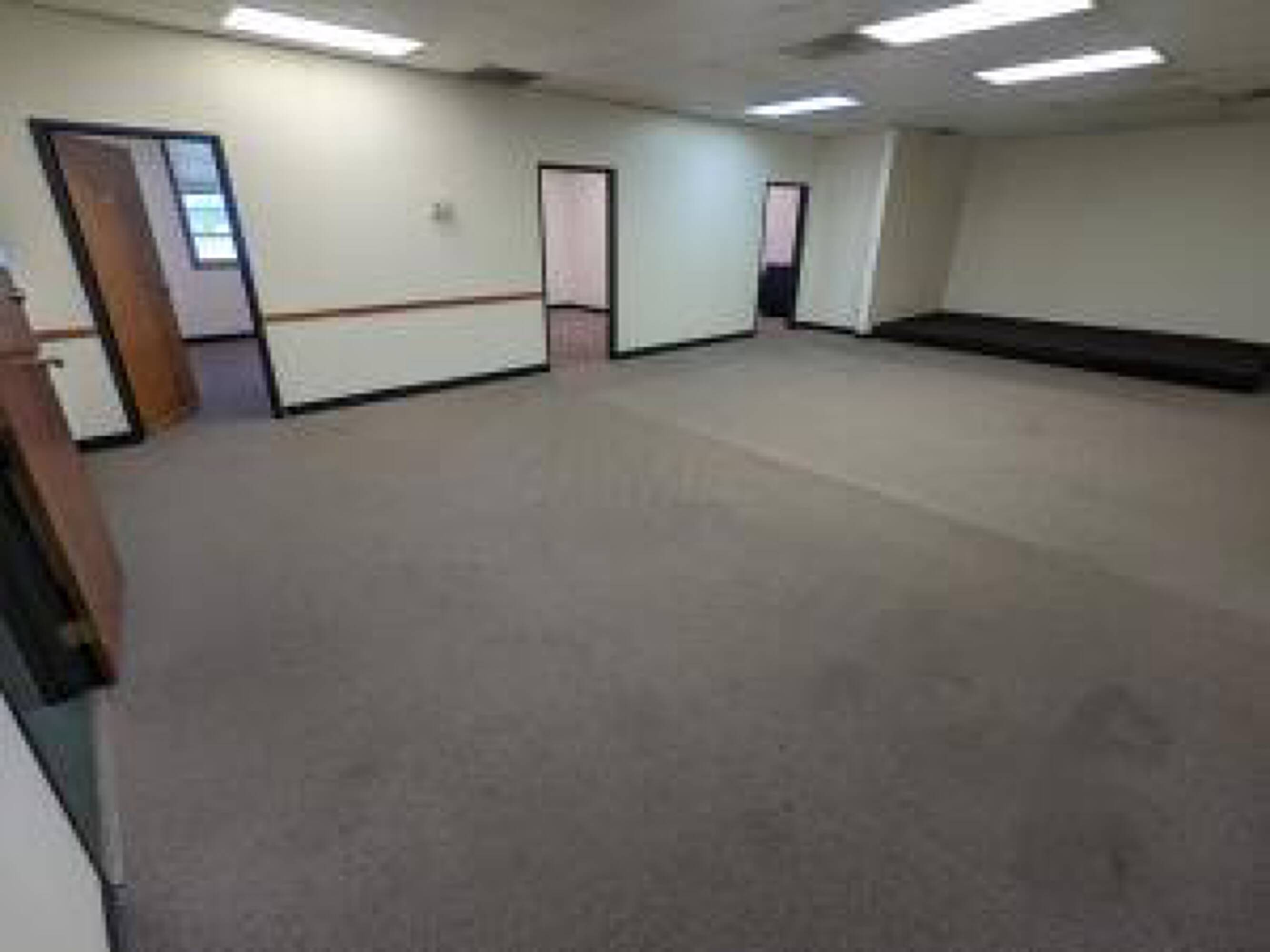 2246 S Hamilton Rd, Columbus, OH 43232 | Crexi.com