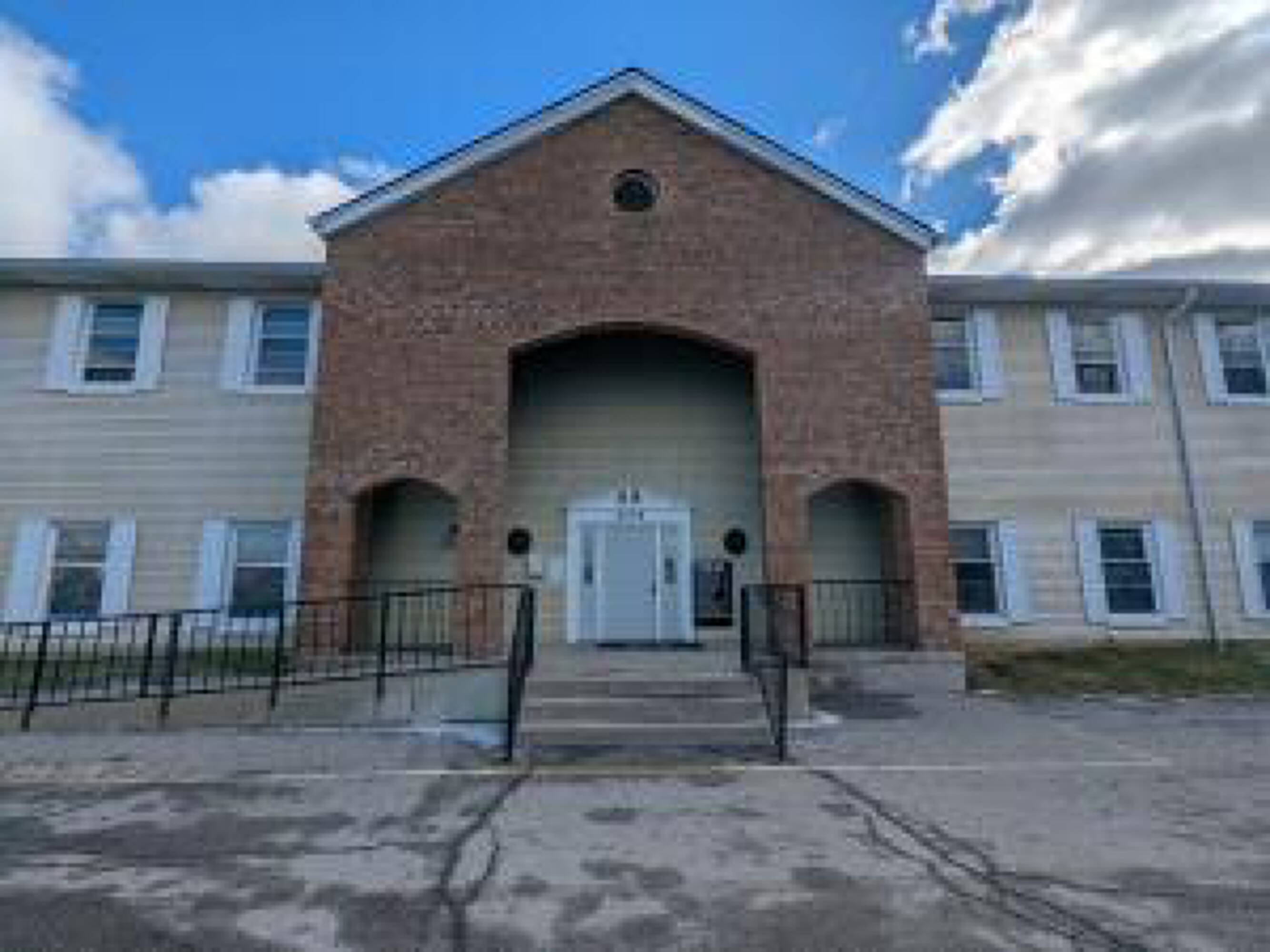 2246 S Hamilton Rd, Columbus, OH 43232 | Crexi.com