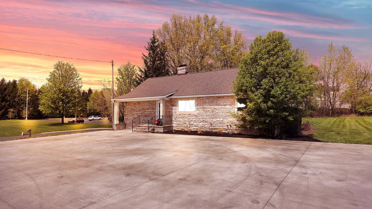 4466 Morse Rd, Columbus, OH 43230 Retail Space for Lease 4466 Morse