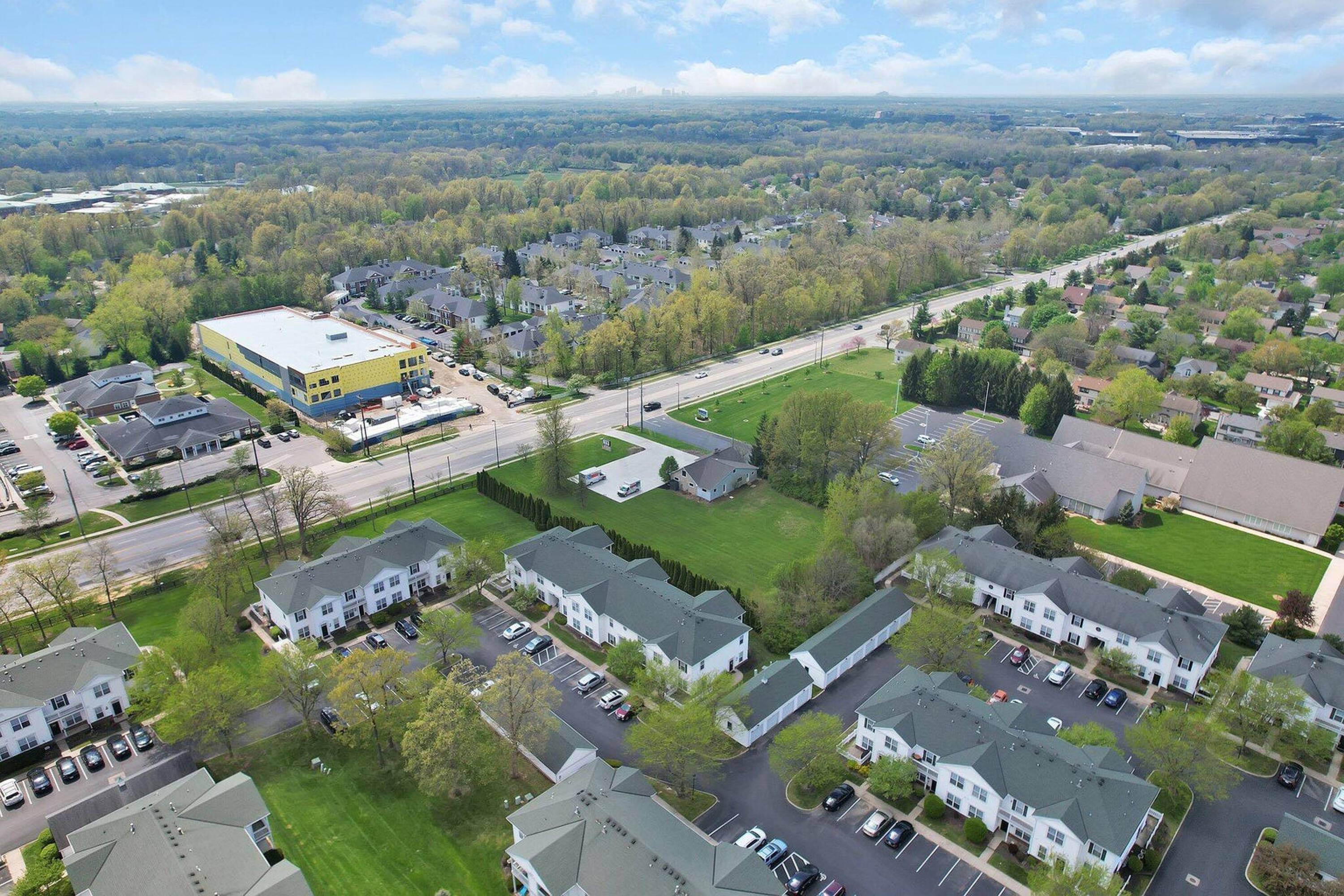 4466 Morse Rd, Columbus, OH 43230