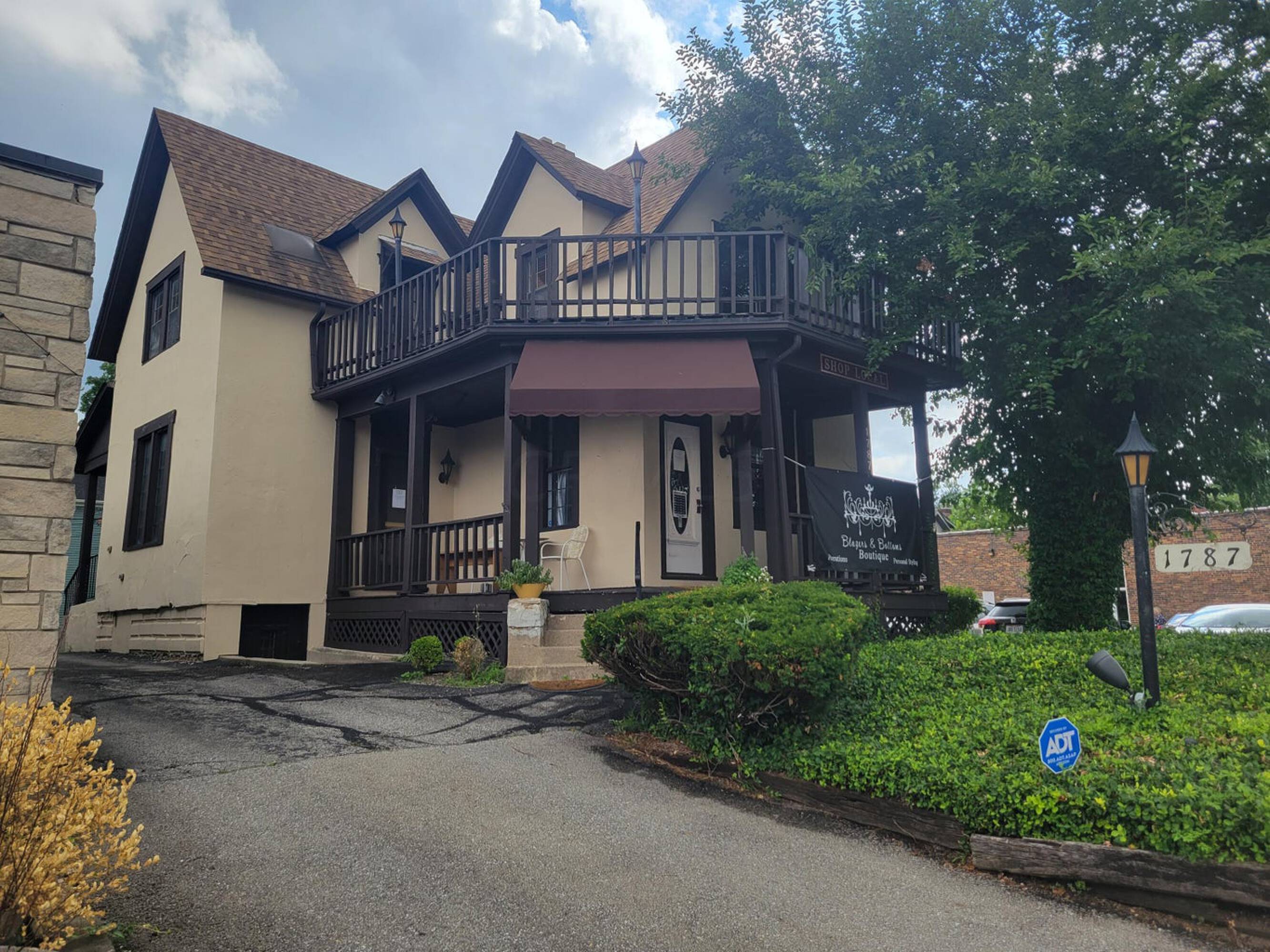 1787 W 5th Ave, Columbus, OH 43212