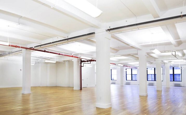 Pictures of Office property located at Fifth Ave, Flatiron, 20s, New York, NY 10010 for lease - image #1