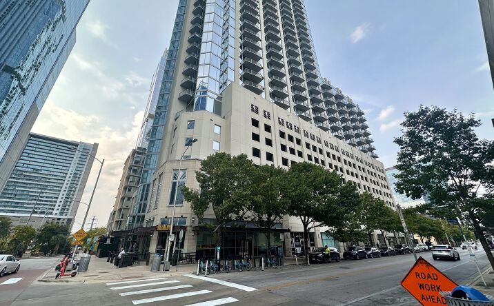 Pictures of Retail, Restaurant, Special Purpose property located at 360 Nueces St, Austin, TX 78701 for lease - image #1