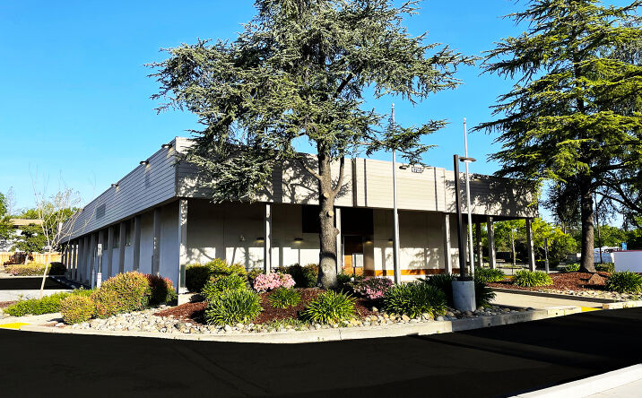 Pictures of Retail property located at 6705 Fair Oaks Blvd, Carmichael, CA 95608 for lease - image #1
