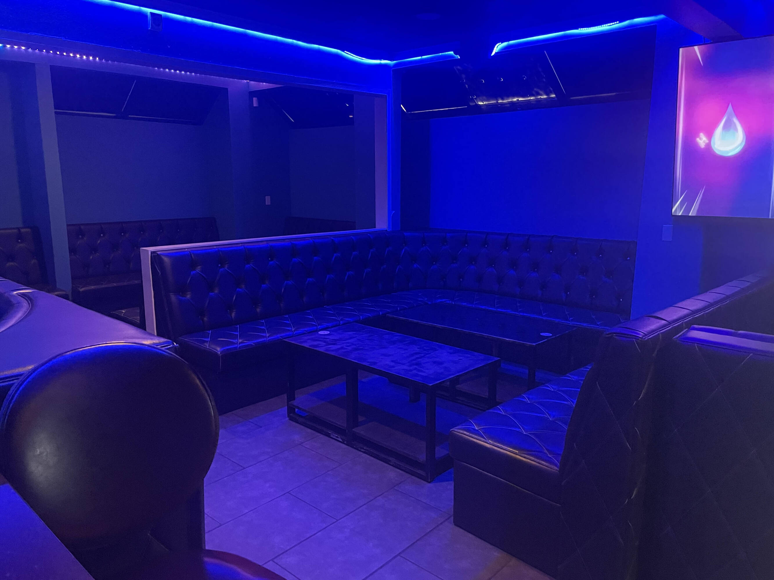 4850 W FLAMINGO RD Las Vegas NV 89103-3705 APN: 16218402001 | Crexi.com