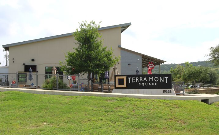 Pictures of Retail property located at 19338 Babcock Rd, San Antonio, TX 78256 for lease - image #1