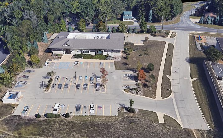 Pictures of Office property located at 1624 Woodworth St NE, Grand Rapids, MI 49525 for lease - image #1