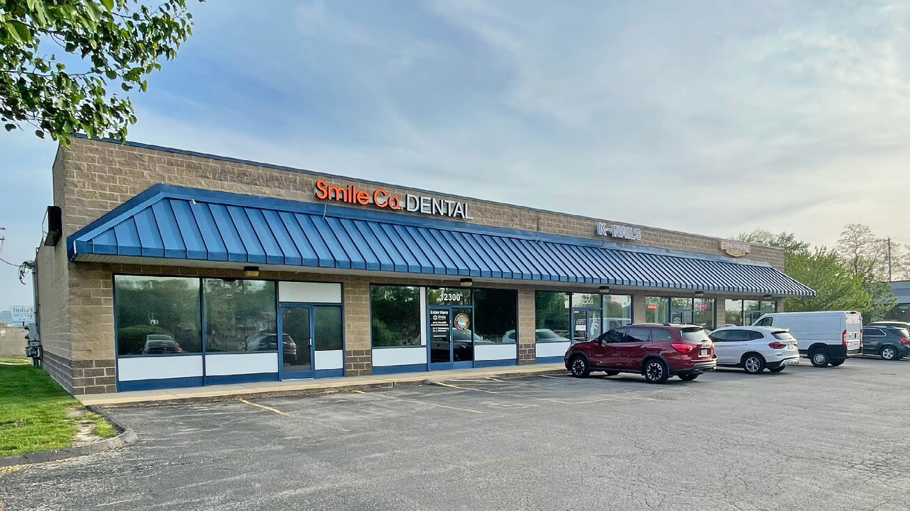 Pictures of Retail property located at 12300 Dorsett Rd, Maryland ...